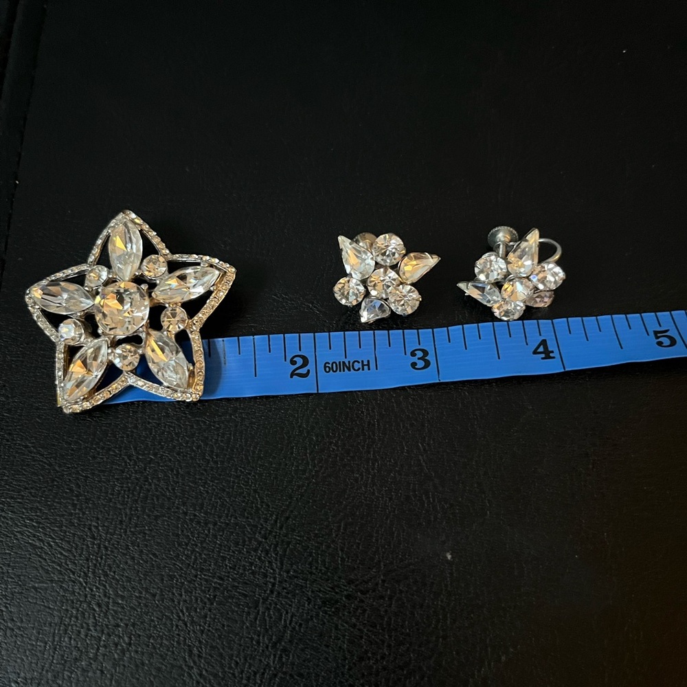 Vintage Rhinestone Pin & Earring Set - Picture 5 of 7